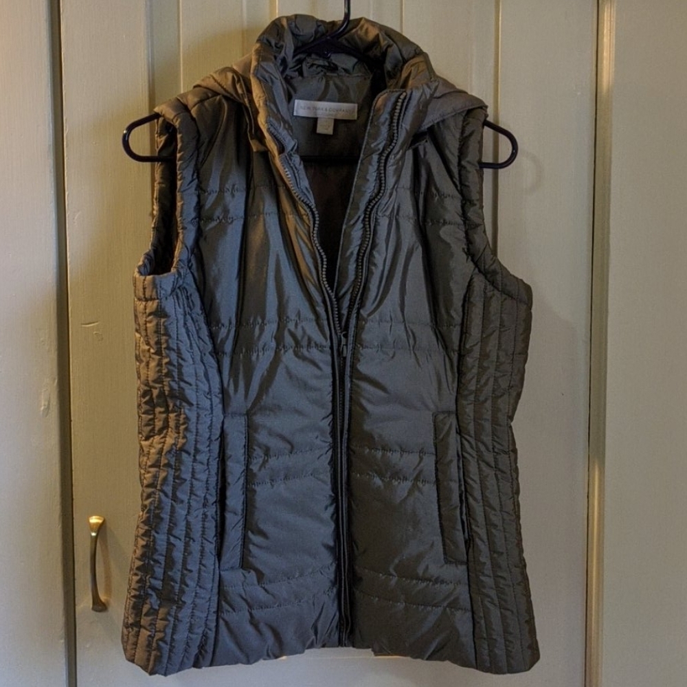 NT&Co silver puff vest sz XS